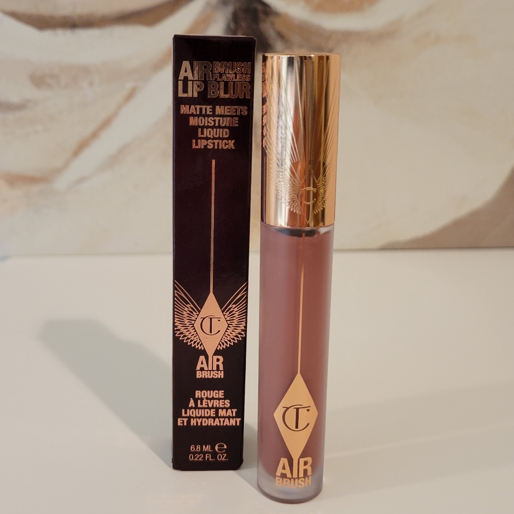 NEW- NEVER USED CHARLOTTE TILBURY LIP BLUR- SHADE PILLOWTALK MEDIUM